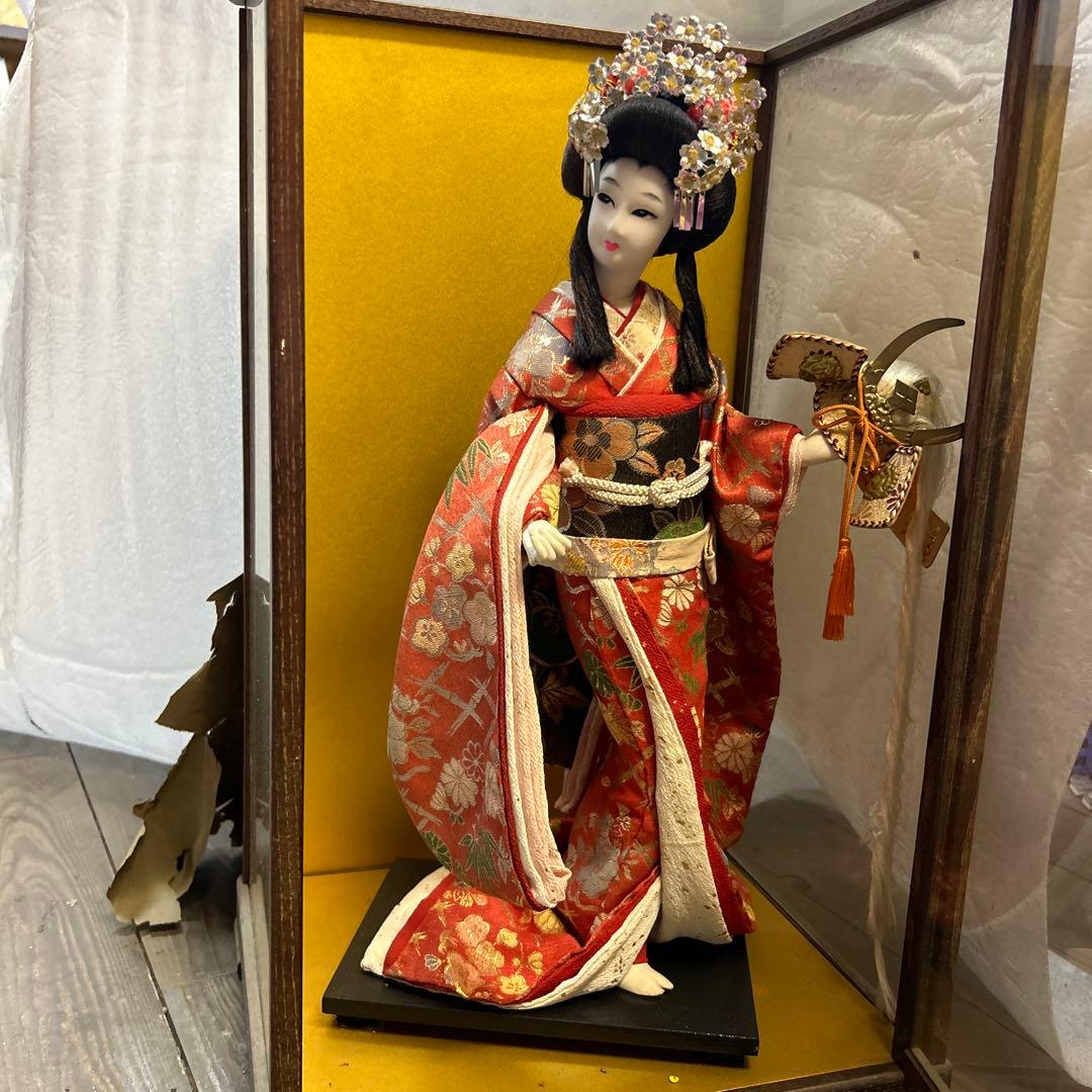 日本人形